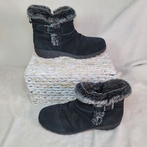 Khombu Lindsey Faux Fur Lined  Water Resistant Black Suede Ankle Boots Size 9